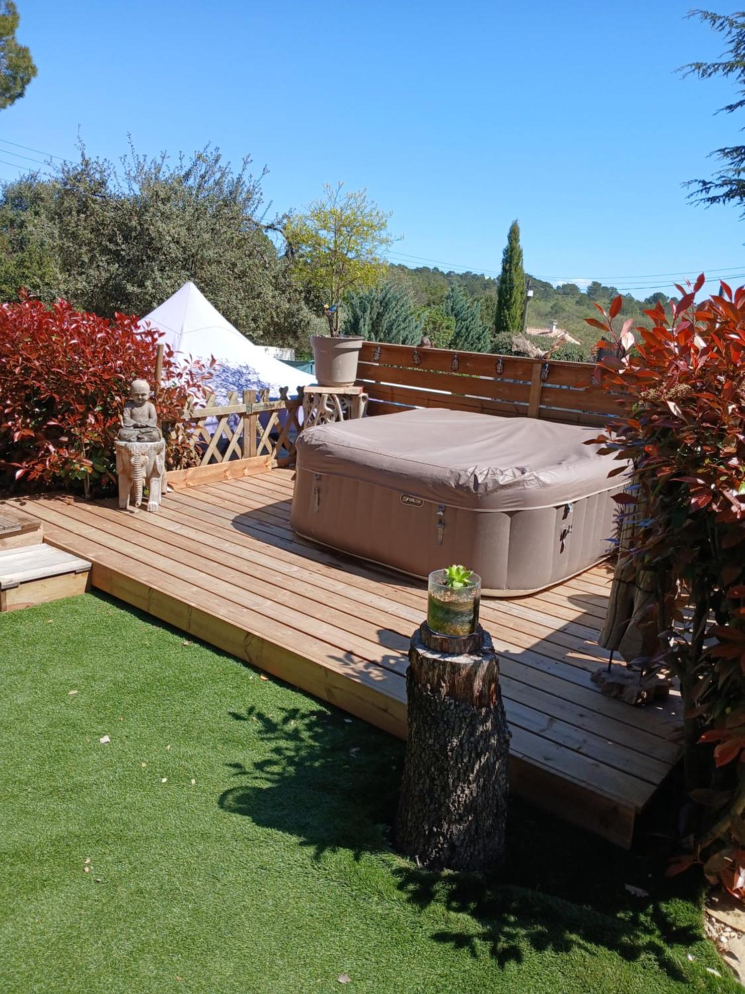 Villa 4 Chambres Avec Jacuzzi Saint-Maximin Exterior foto
